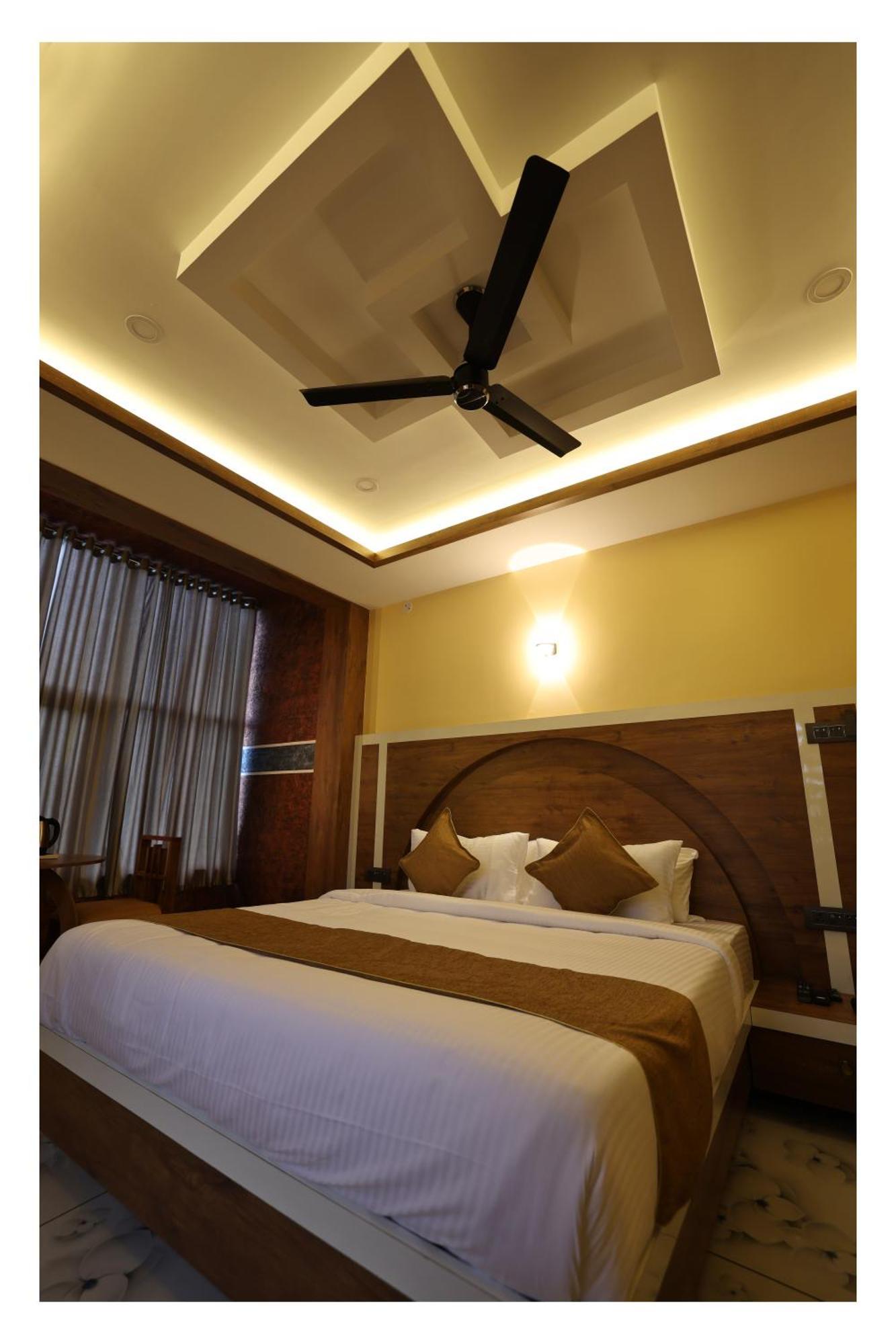 Hydel Palace Athirappilly By Bestinn Leisure מראה חיצוני תמונה